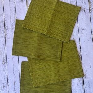 Crate&Barrel Grasscloth  Placemats Avocado retail $80 set of 4